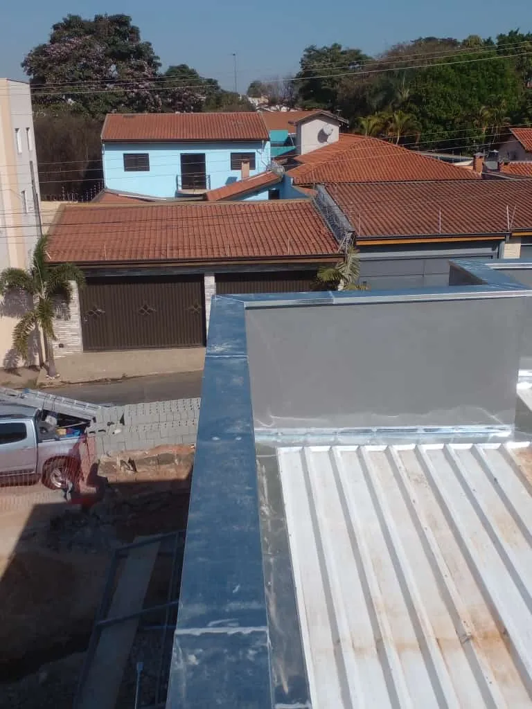 INSTALAÇÃO DE RUFOS