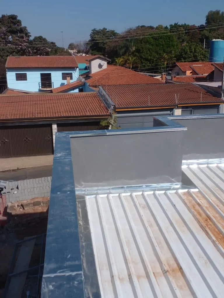 INSTALAÇÃO DE RUFOS
