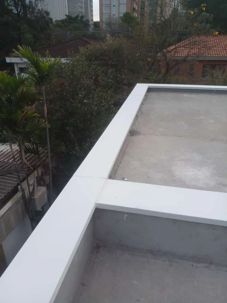 INSTALAÇÃO DE RUFOS