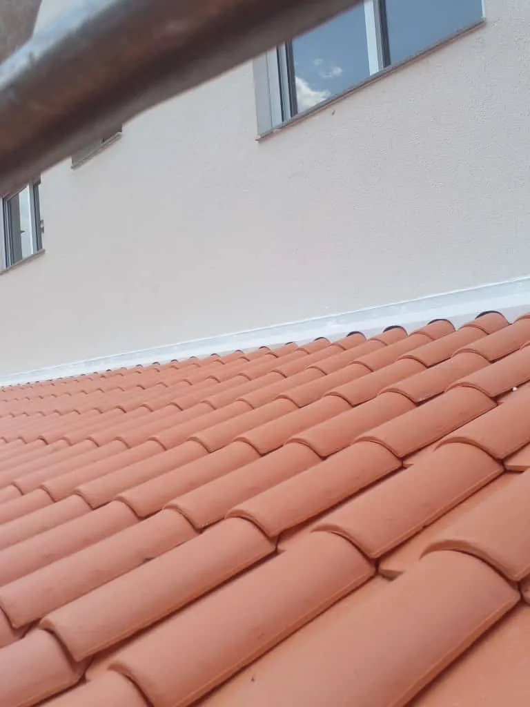 INSTALAÇÃO DE RUFOS